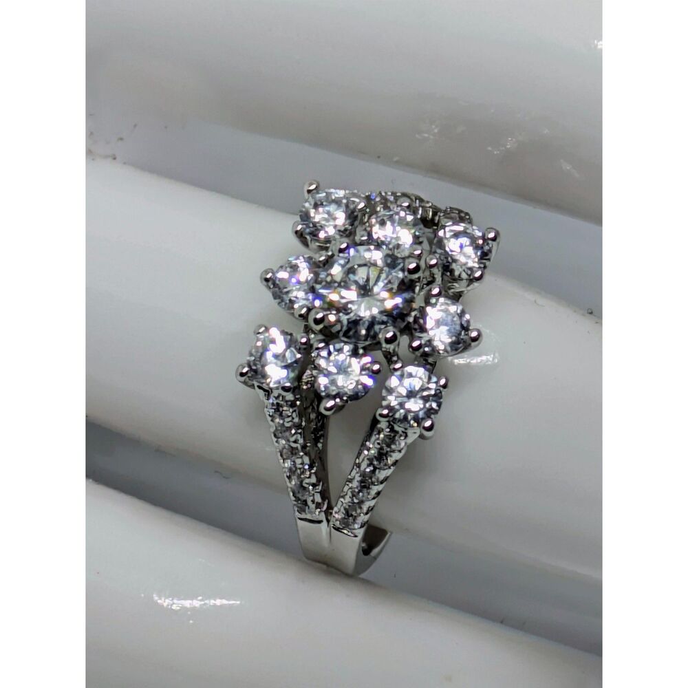 CZ Cluster Ring Size 7 White Gold Plated Split Shank Statement Cocktail Ring - Picture 6 of 6